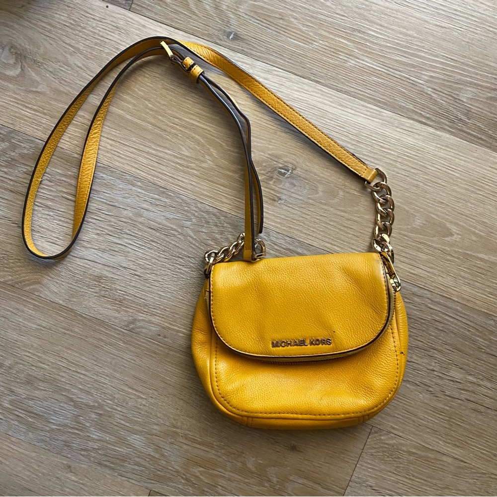 Michael Kors Pebble Leather Bedford Honey Yellow Small Crossbody Bag
